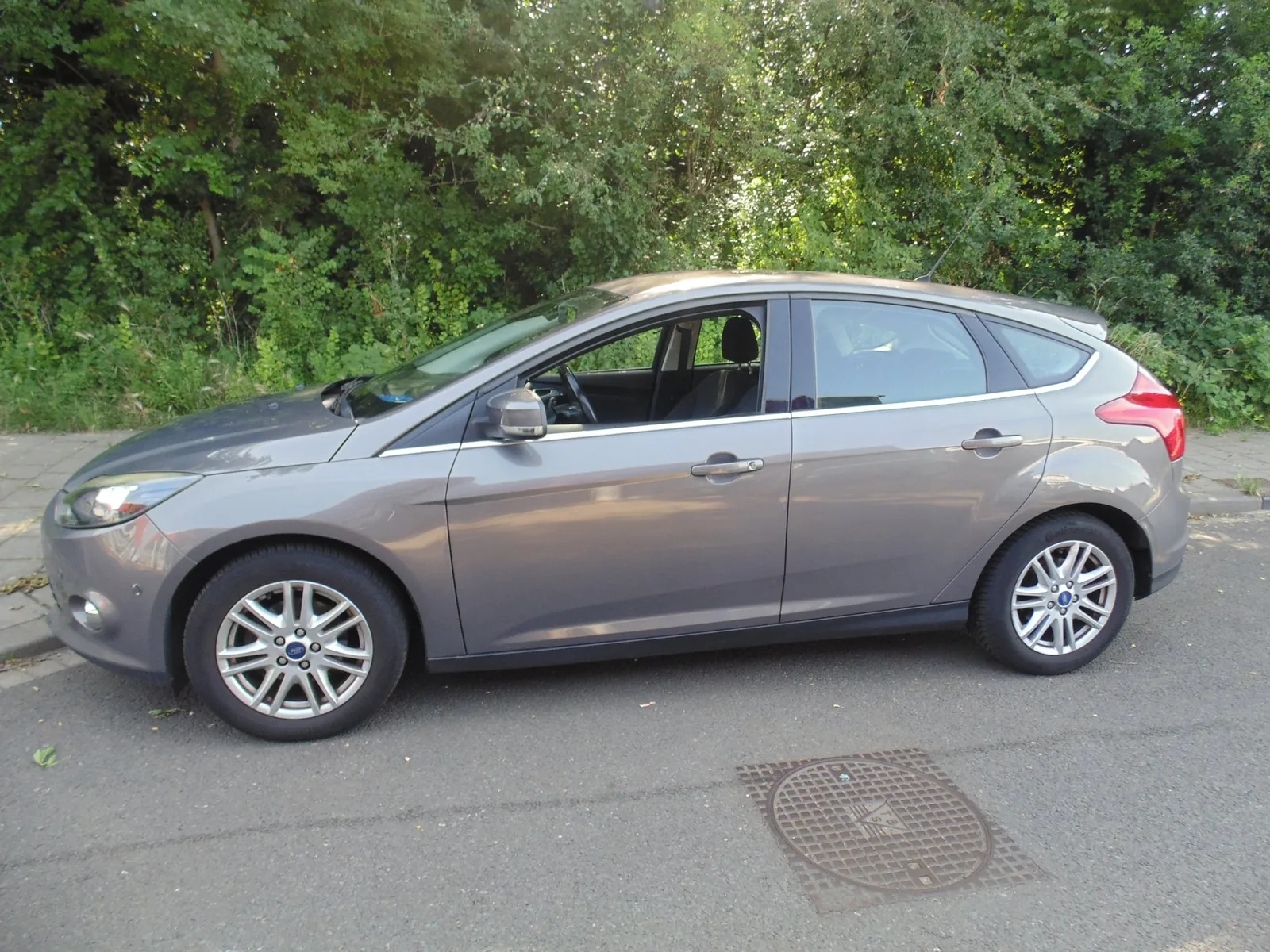 Ford Focus (2012) — foto 1