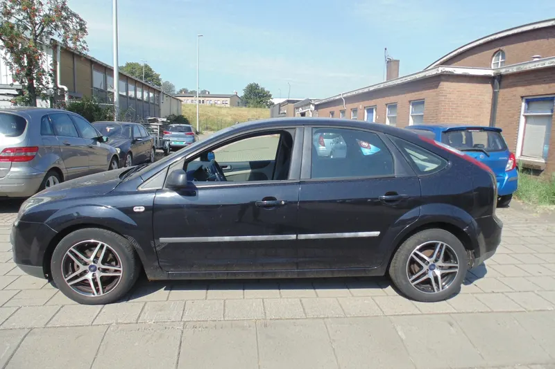 Ford Focus (2005)