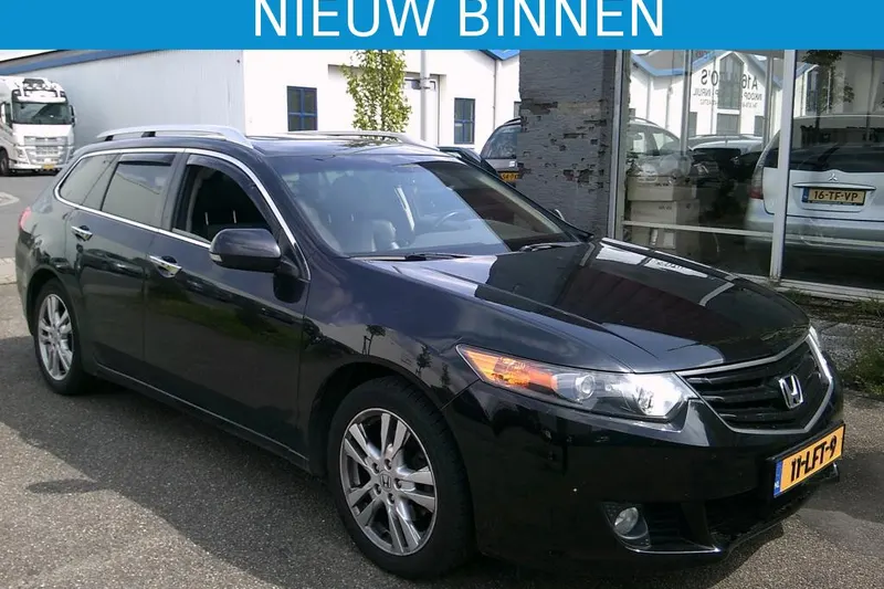 Honda Accord (2010)