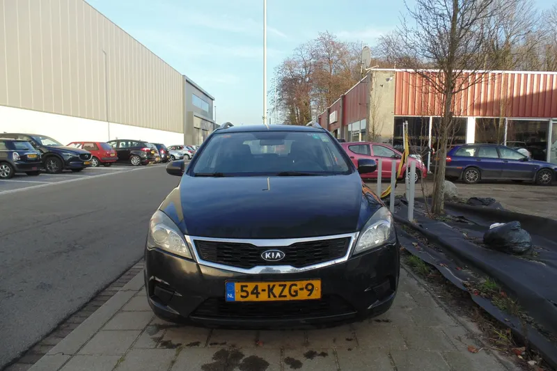 Kia Ceed (2010)