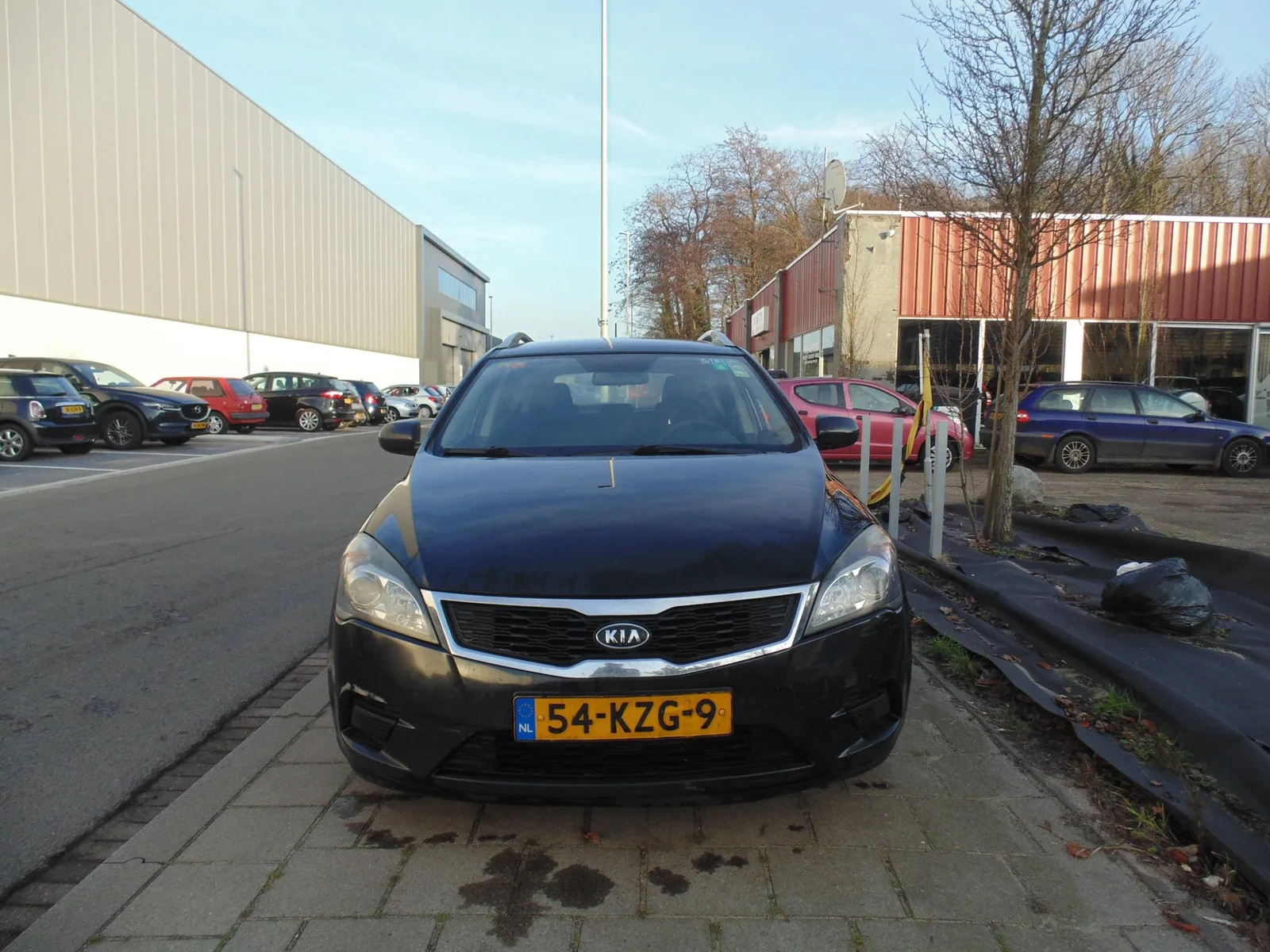 Kia Ceed (2010) — foto 1