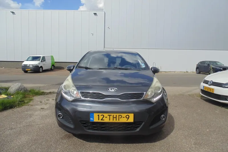 Kia Rio (2012)
