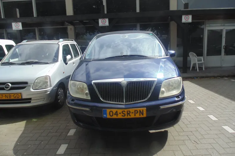 Lancia Phedra (2006)