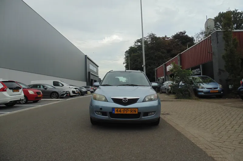Mazda 2 (2004)