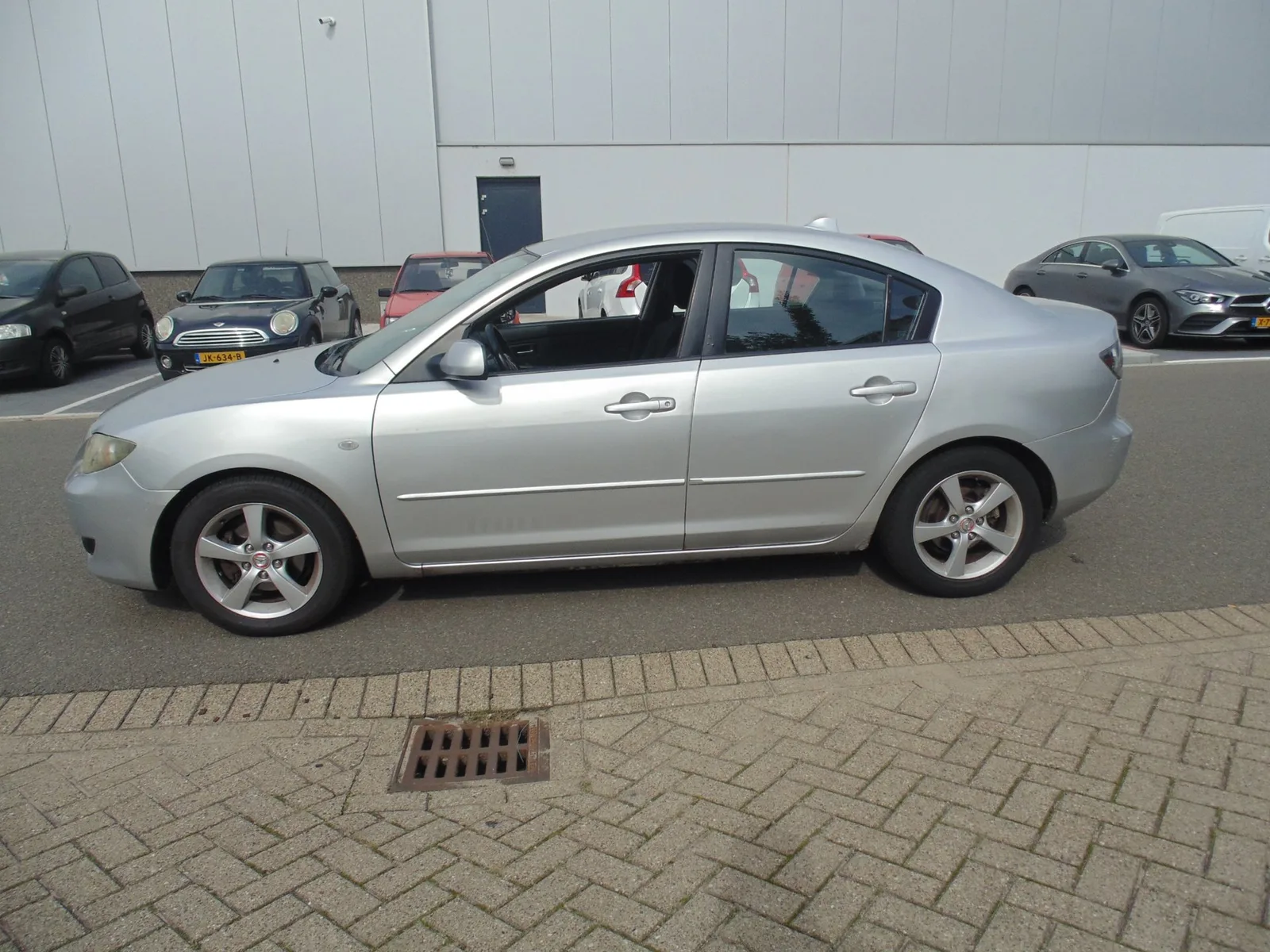 Mazda 3 (2006) — foto 1