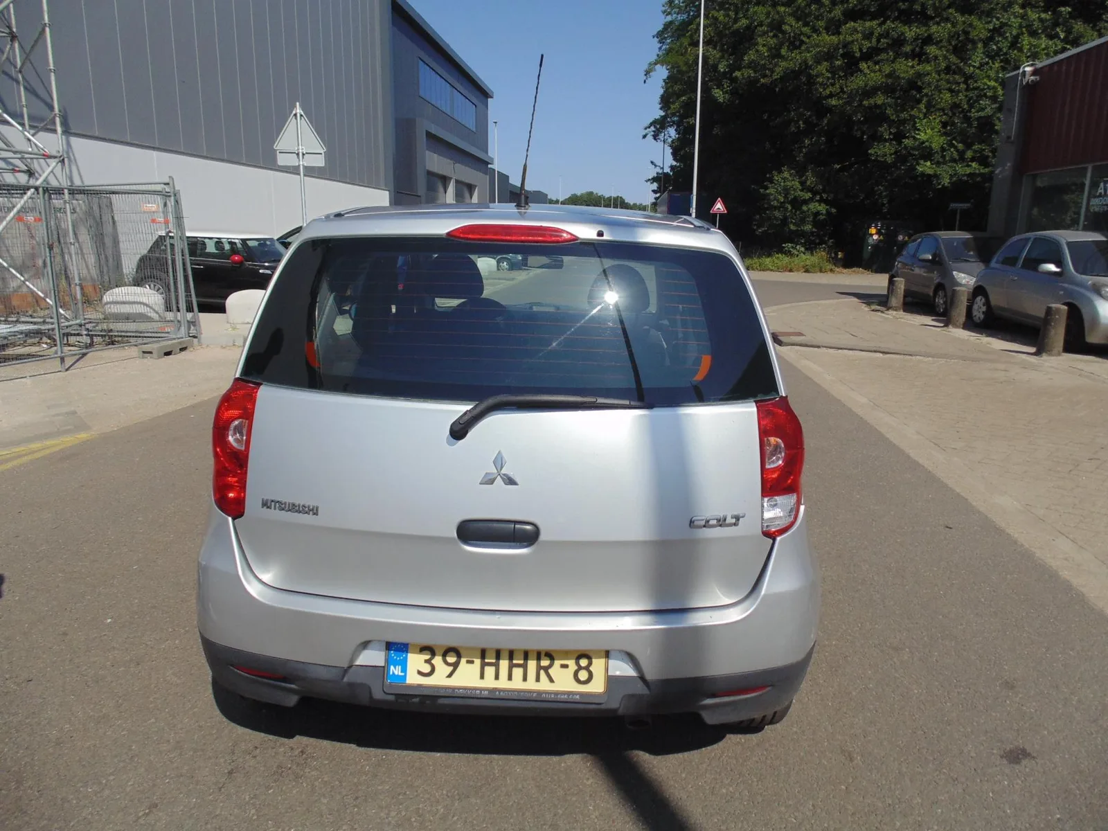 Mitsubishi Colt (2008) — foto 1