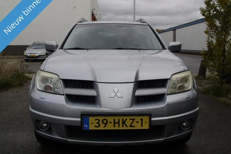 Mitsubishi Outlander (2009)