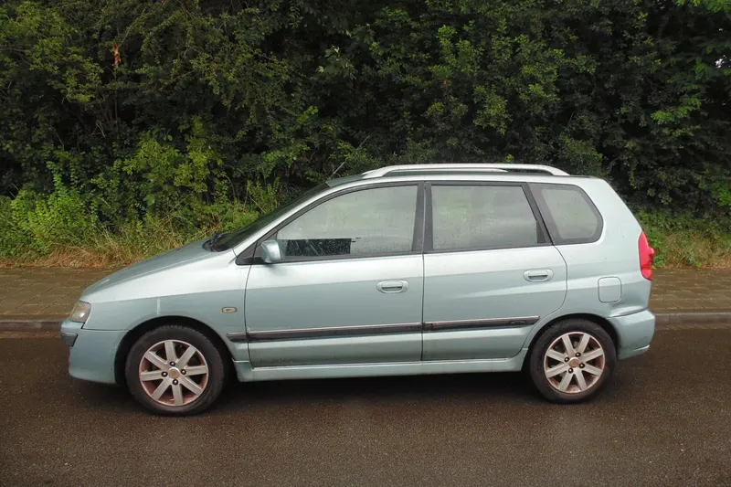 Mitsubishi Space Star (2005)