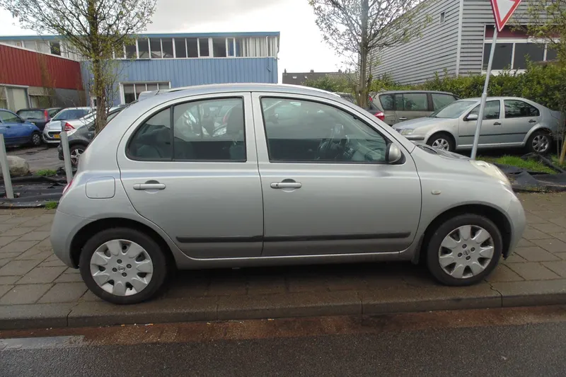 Nissan Micra (2005)