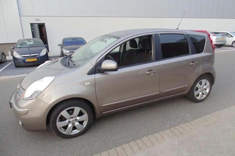 Nissan Note (2008)