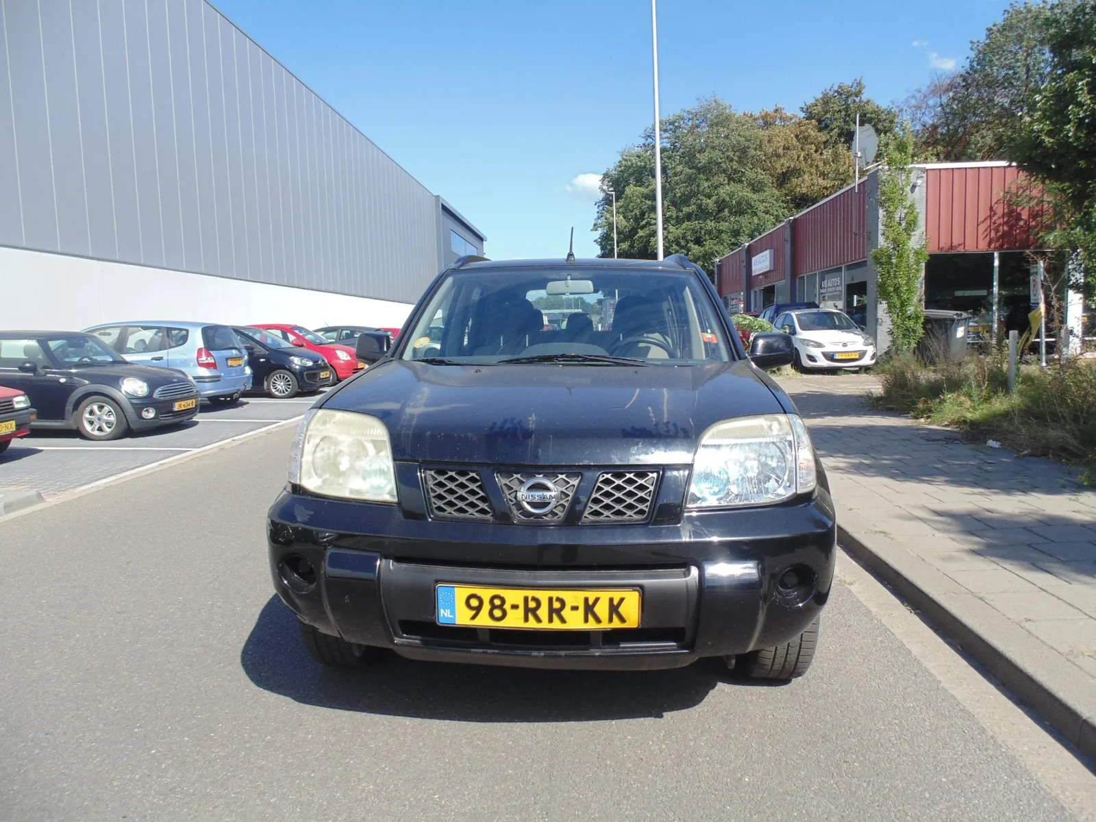 Nissan X-Trail (2005) — foto 1