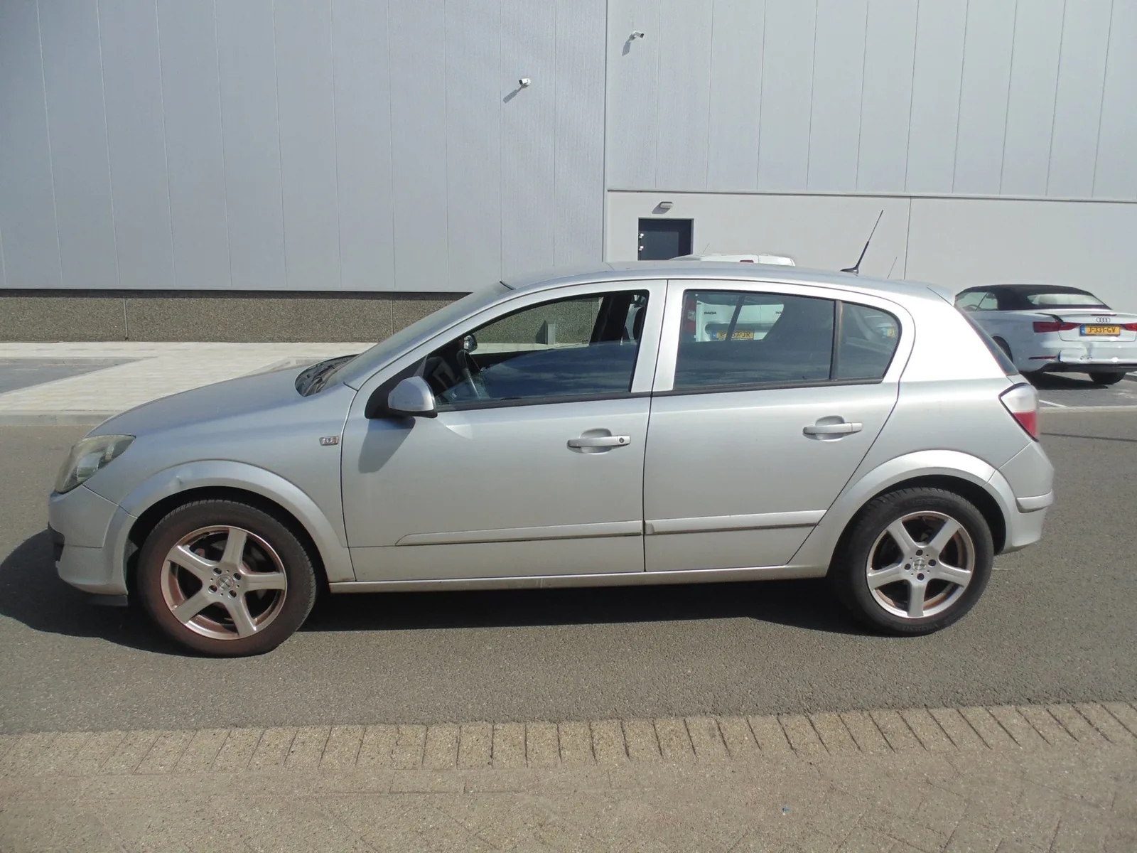 Opel Astra (2007) — foto 1