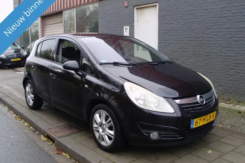 Opel Corsa (2008)