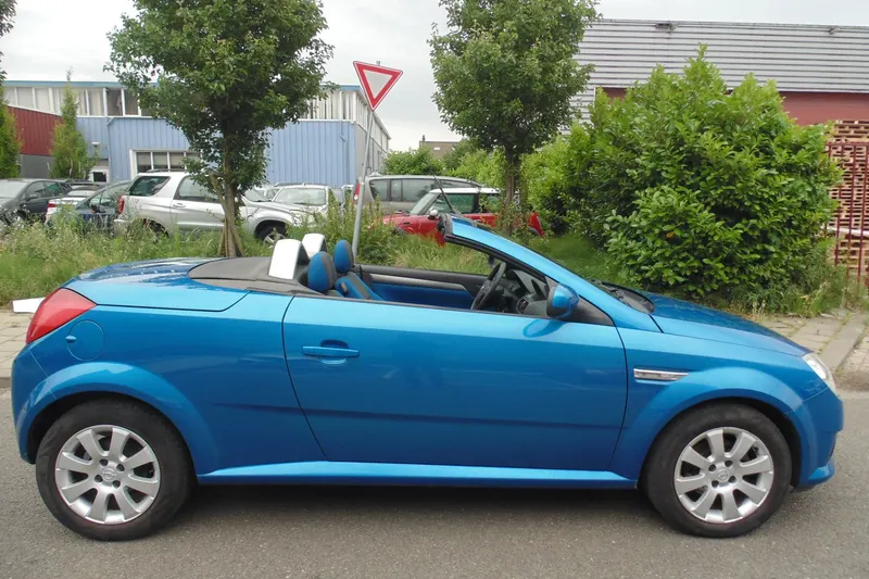 Opel Tigra (2004)