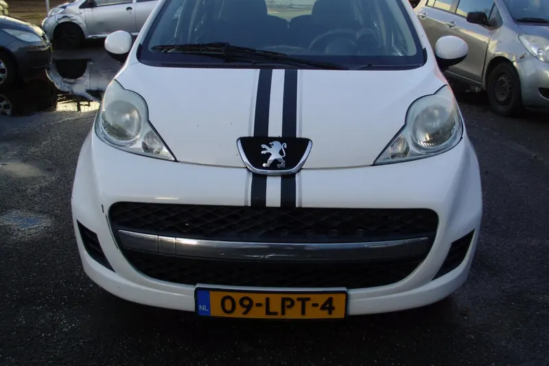 Peugeot 107 (2010)