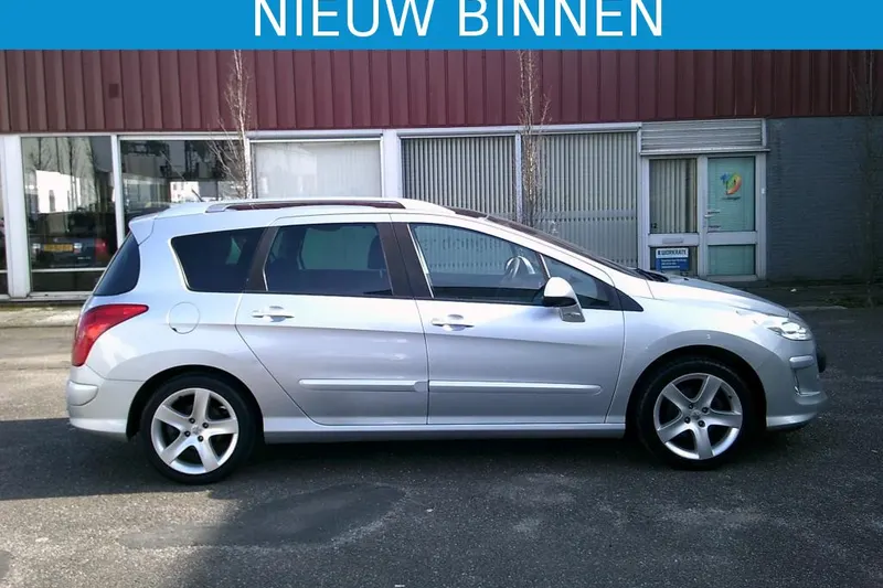 Peugeot 308 (2008)