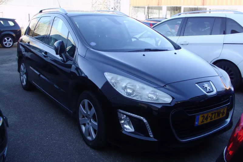 Peugeot 308 (2012)