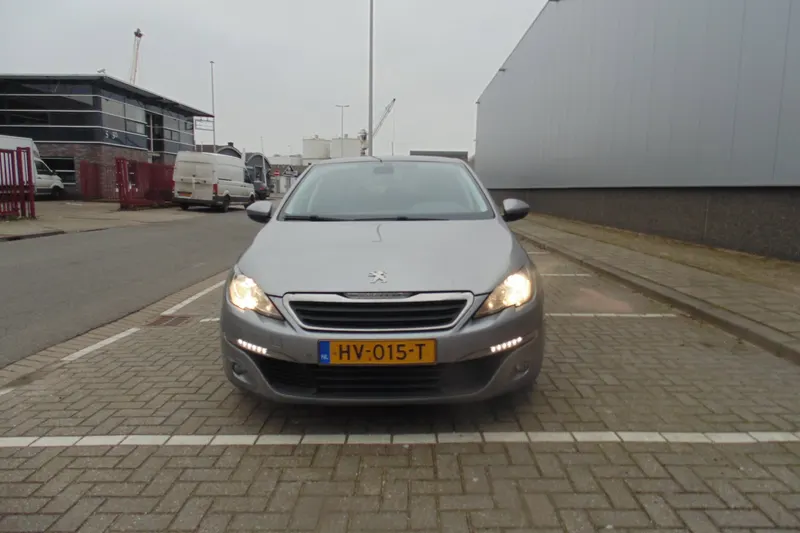 Peugeot 308 (2015)