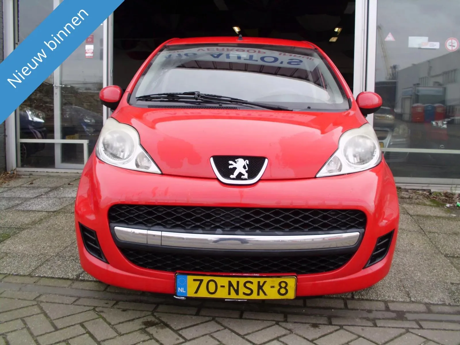Peugeot 107 (2010) — foto 1