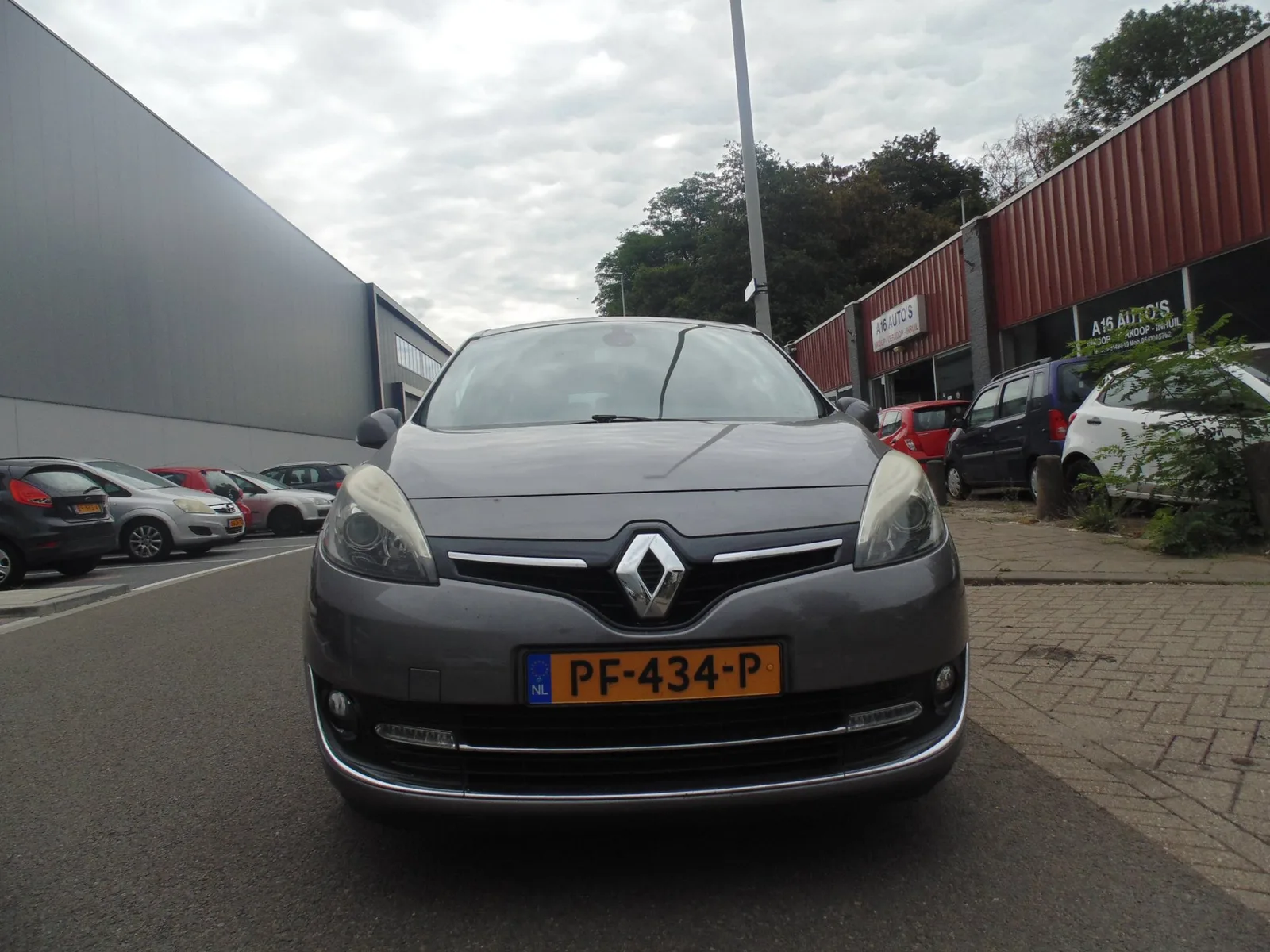 Renault Grand Scénic (2013) — foto 1