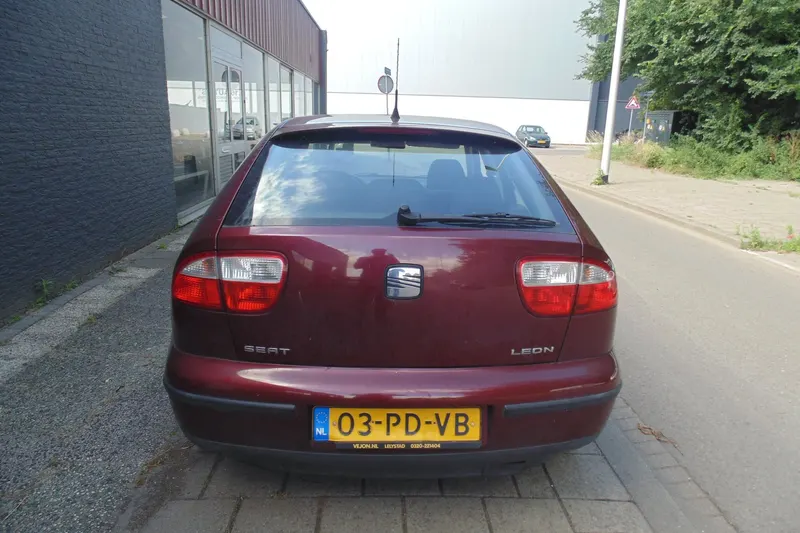SEAT Leon (2004)