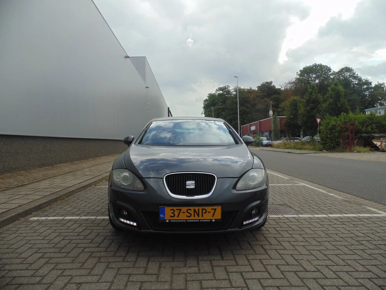SEAT Leon (2011) — foto 1