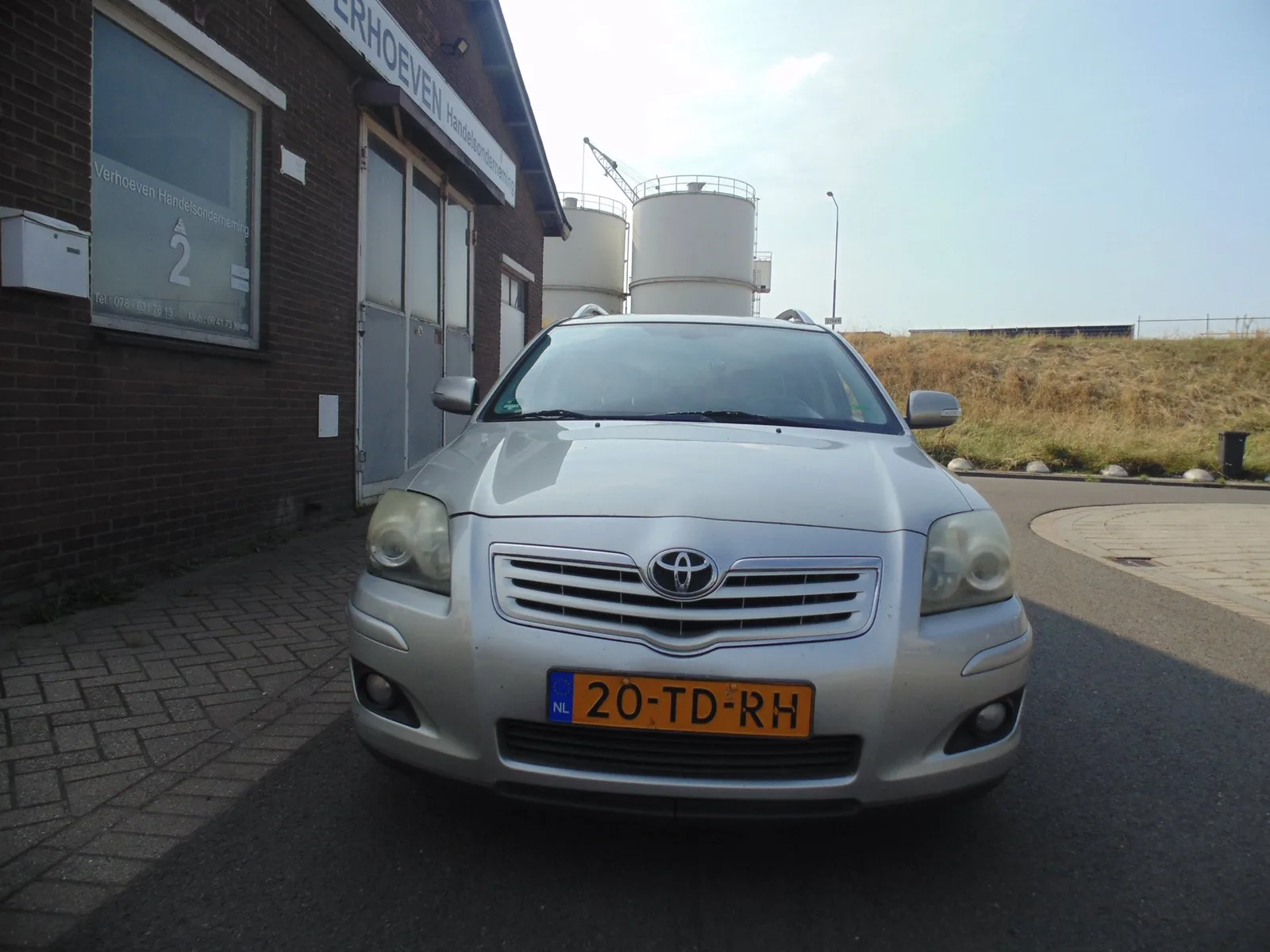 Toyota Avensis (2006) — foto 1