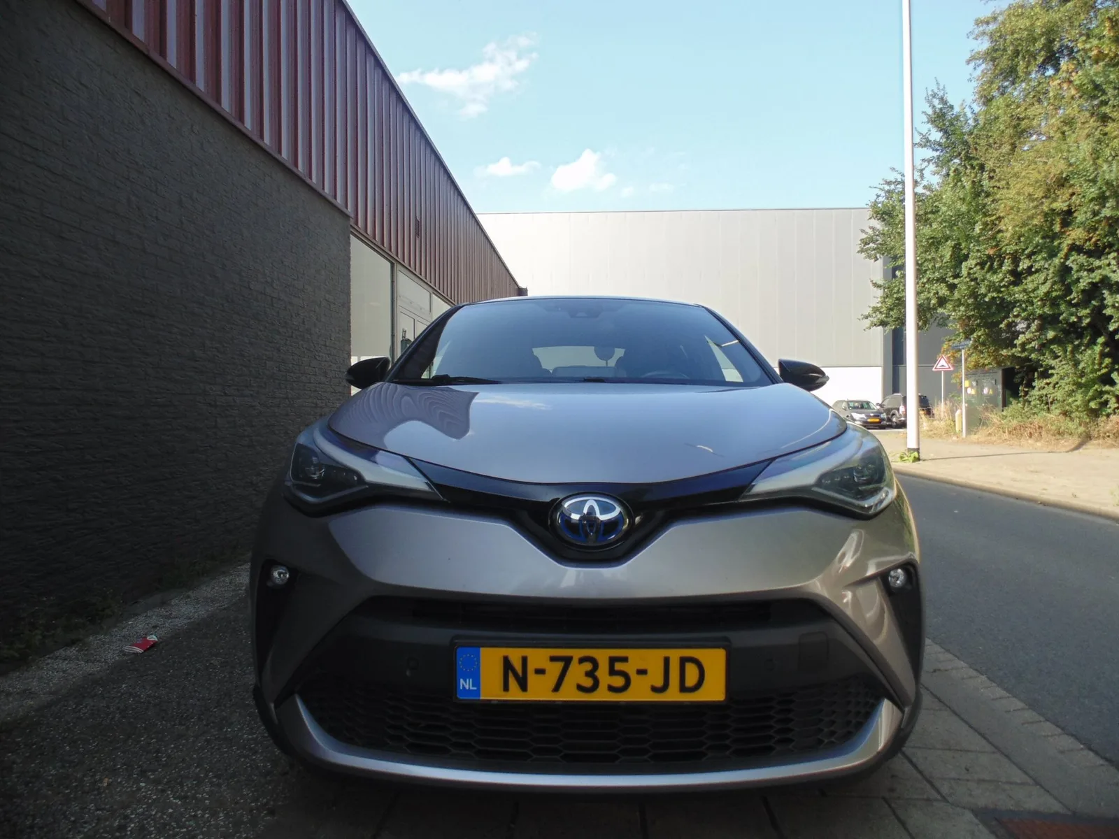 Toyota C-HR (2020) — foto 1