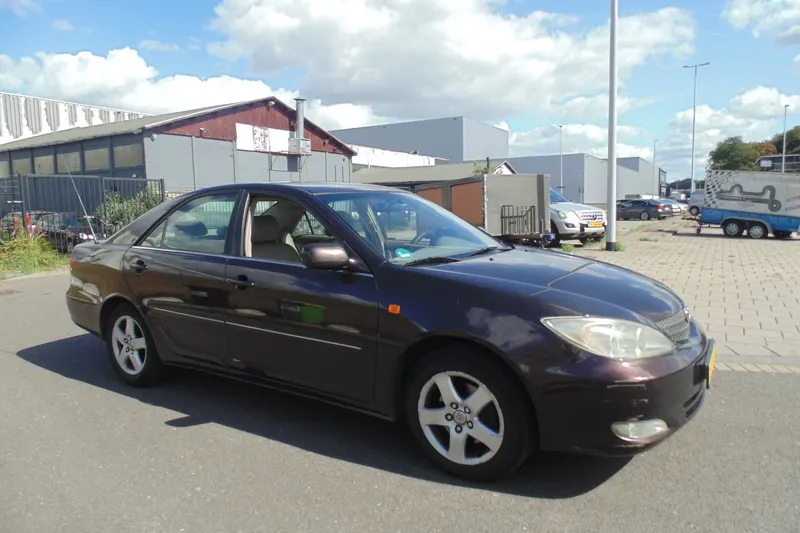 Toyota Camry (2002)