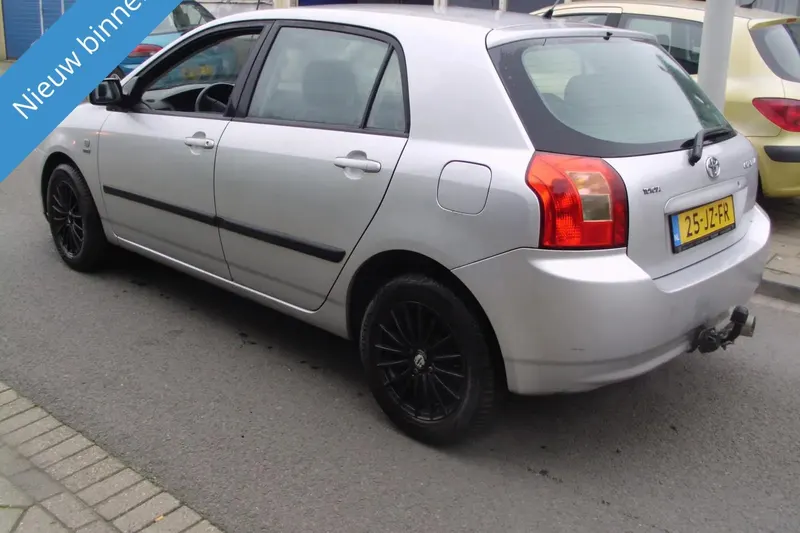 Toyota Corolla (2002)
