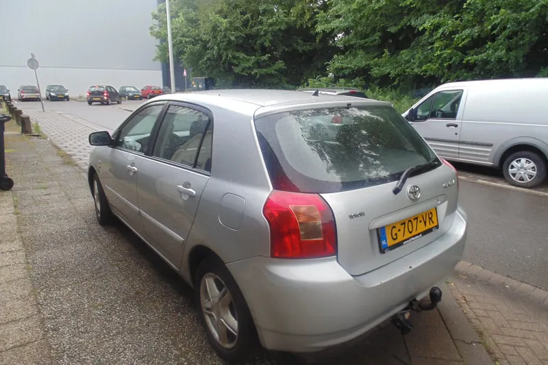 Toyota Corolla (2003)