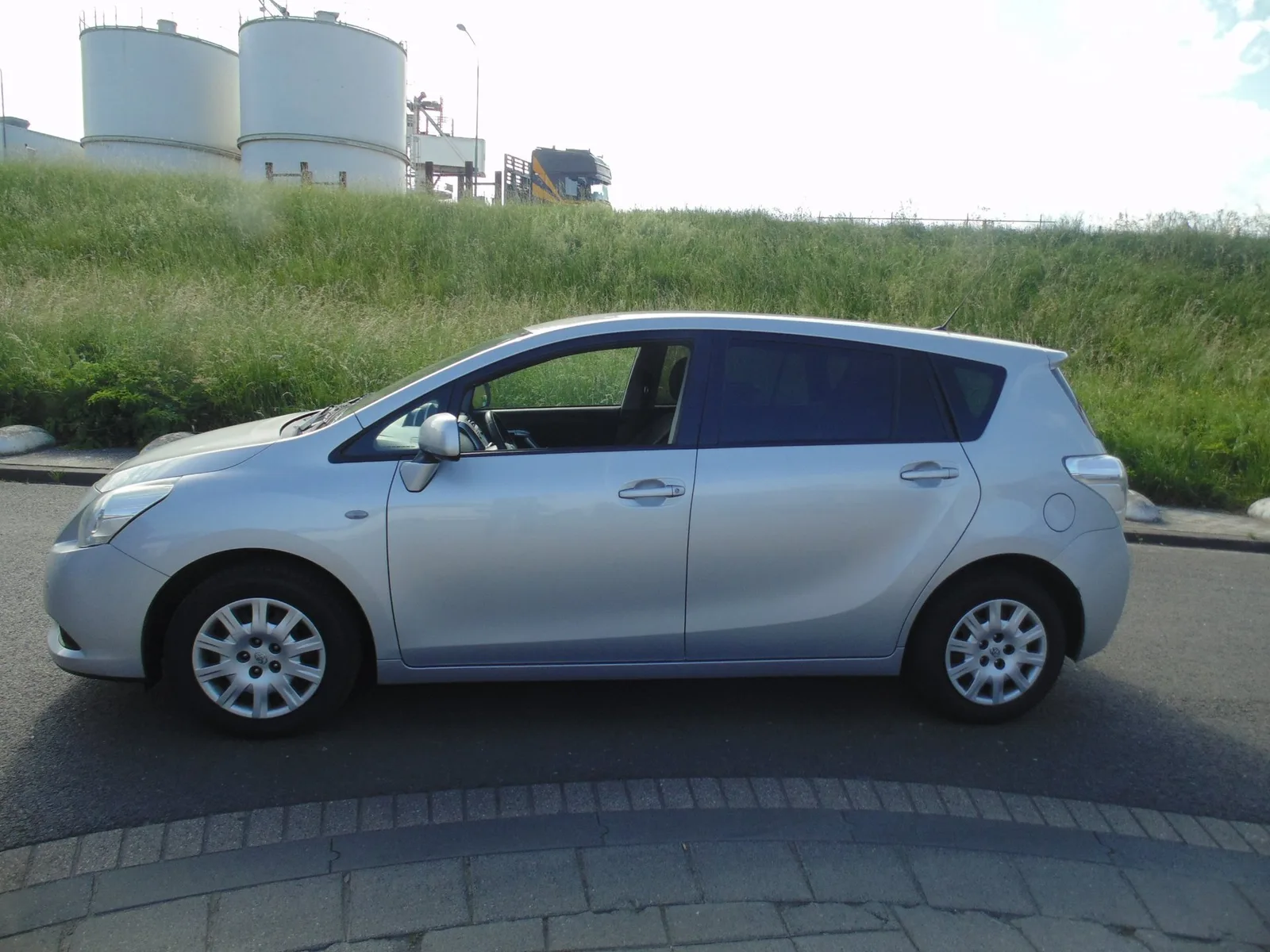 Toyota Verso (2012) — foto 1