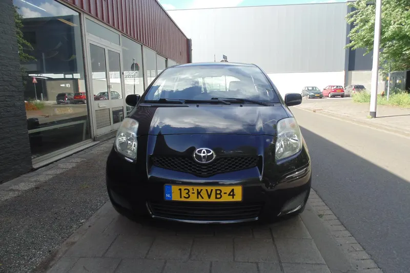 Toyota Yaris (2010)