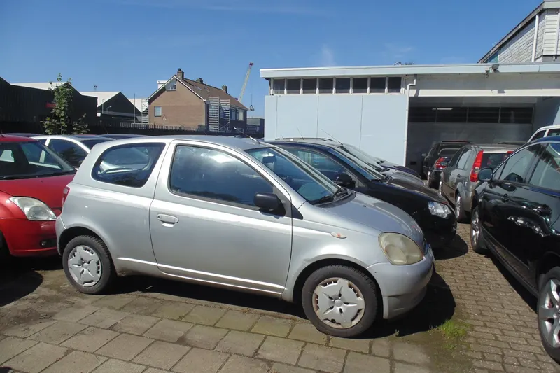 Toyota Yaris (2002)