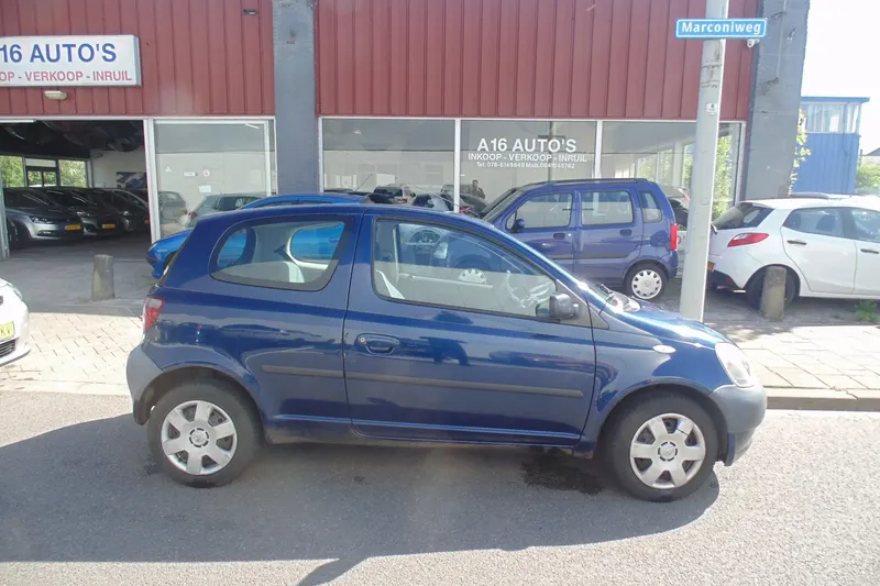 Toyota Yaris (2002)
