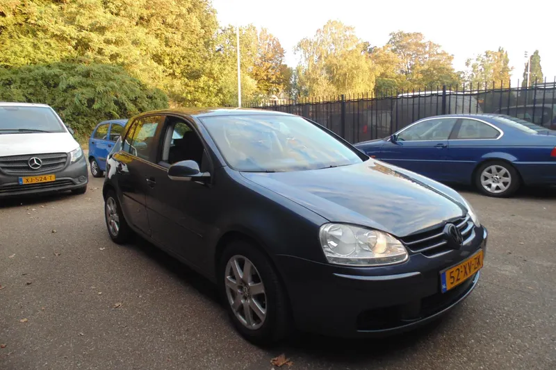 Volkswagen Golf (2007)