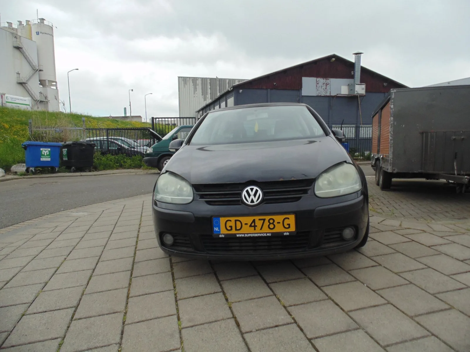 Volkswagen Golf (2004) — foto 1