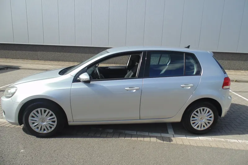 Volkswagen Golf (2010)