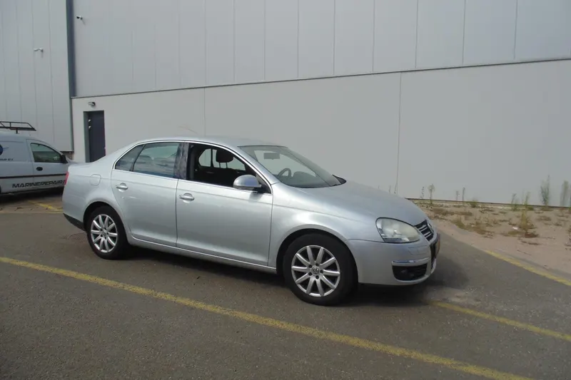 Volkswagen Jetta (2006)