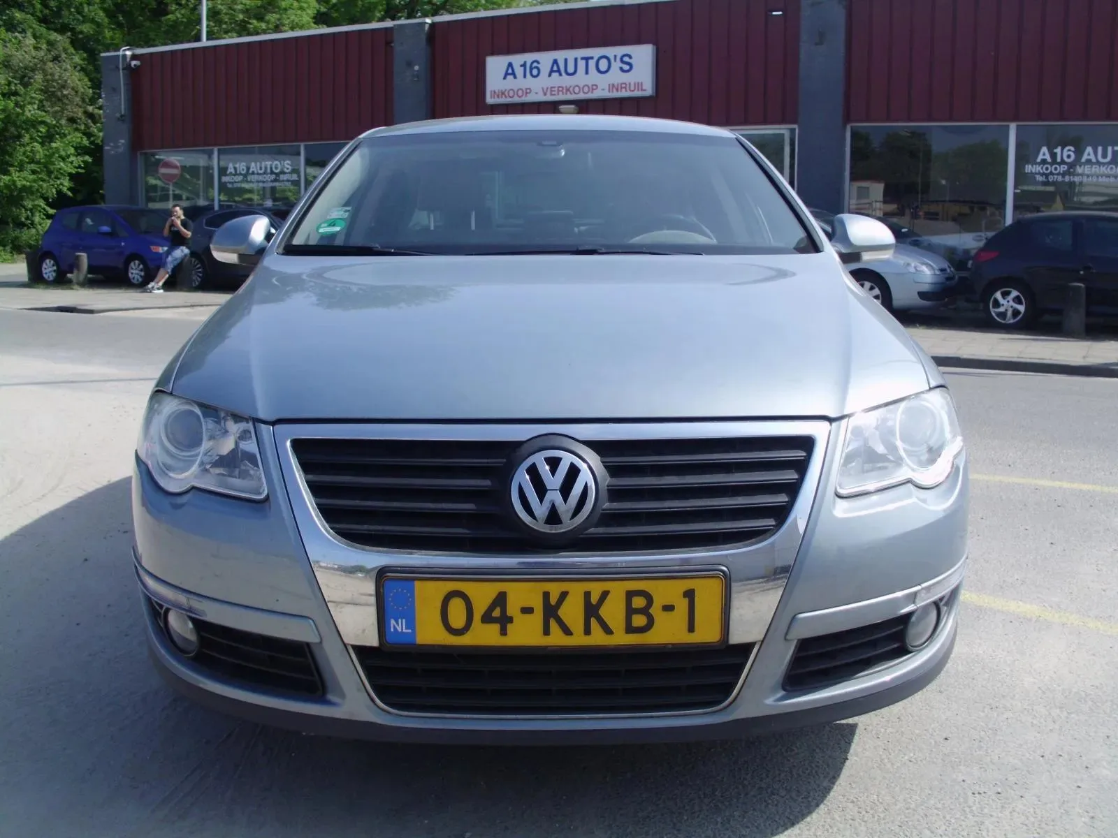 Volkswagen Passat (2010) — foto 1