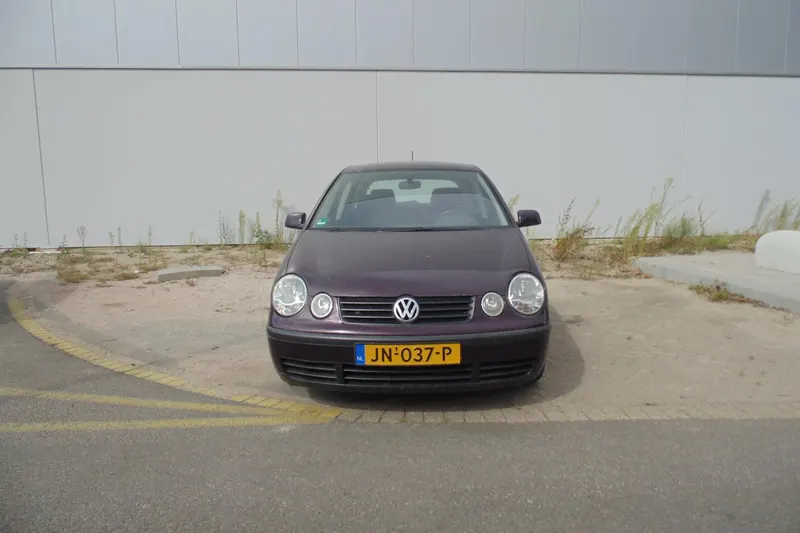 Volkswagen Polo (2002)