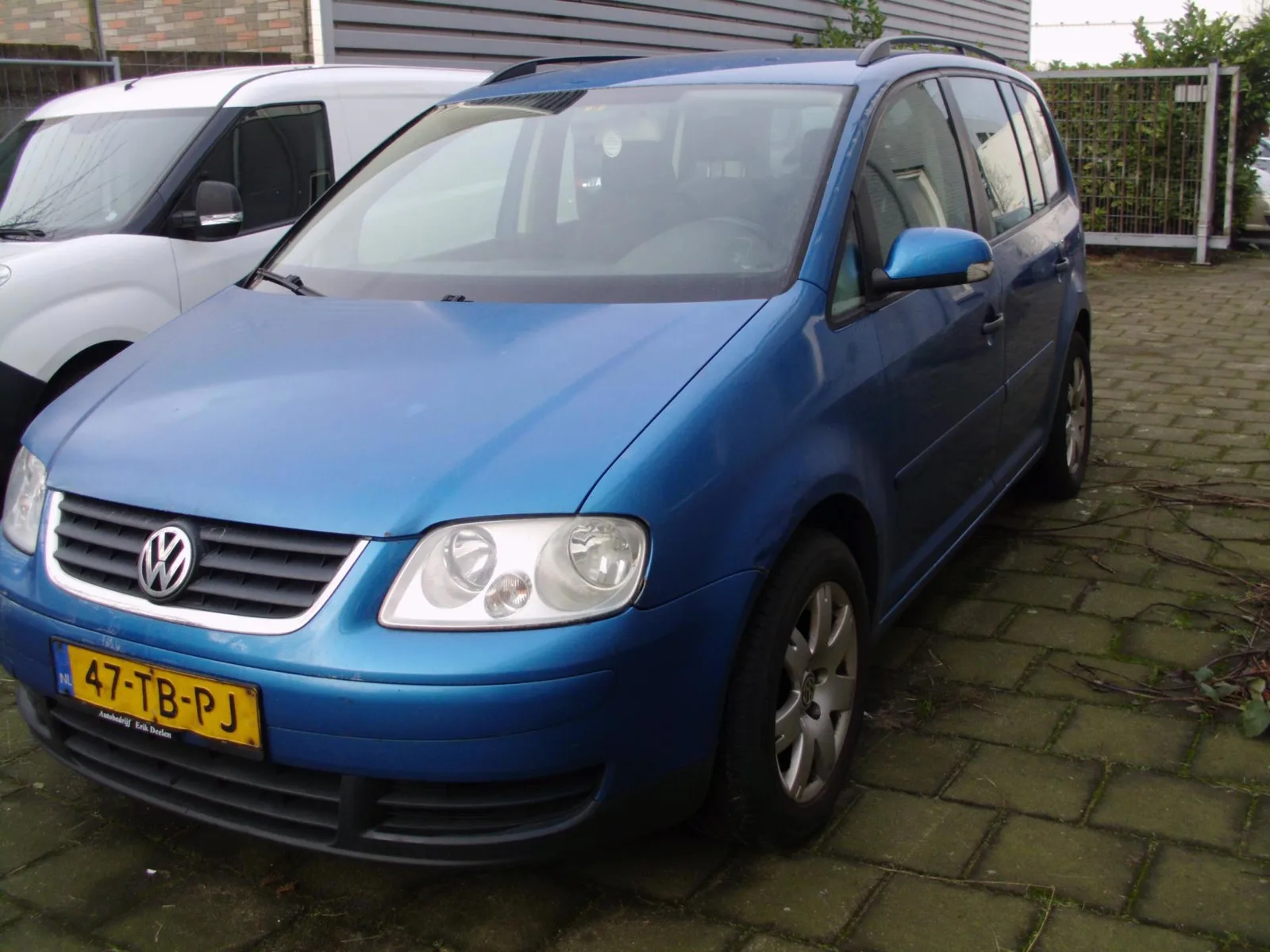 Volkswagen Touran (2006) — foto 1