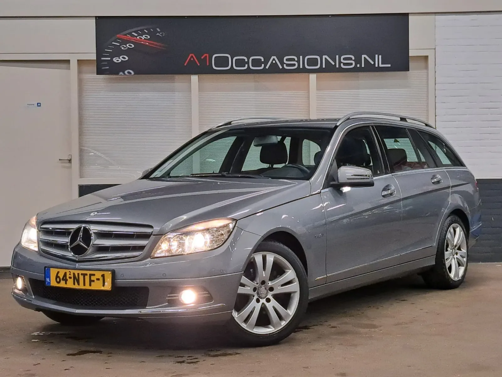 Mercedes-Benz C-Klasse (2010) — foto 1
