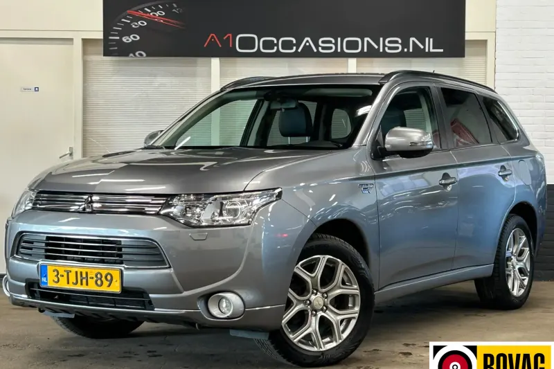Mitsubishi Outlander (2014)