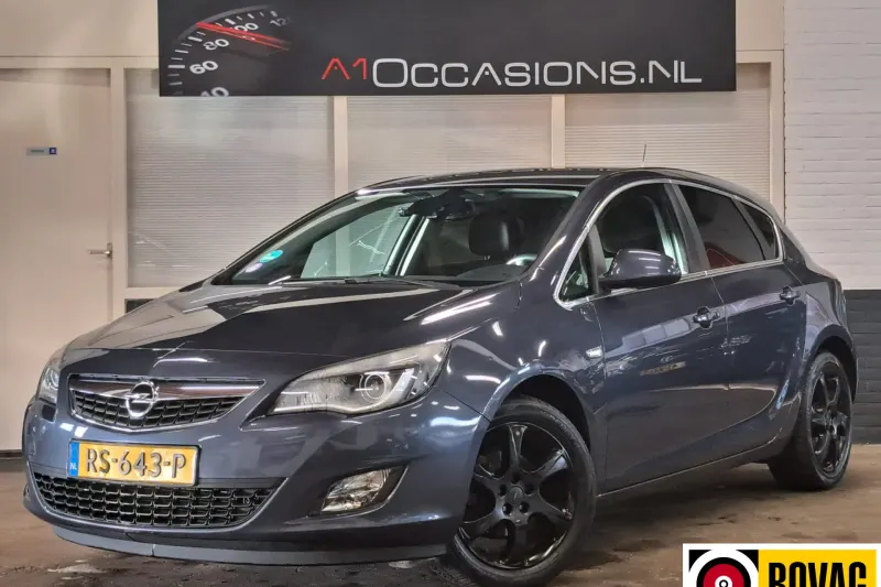 Opel Astra (2010)