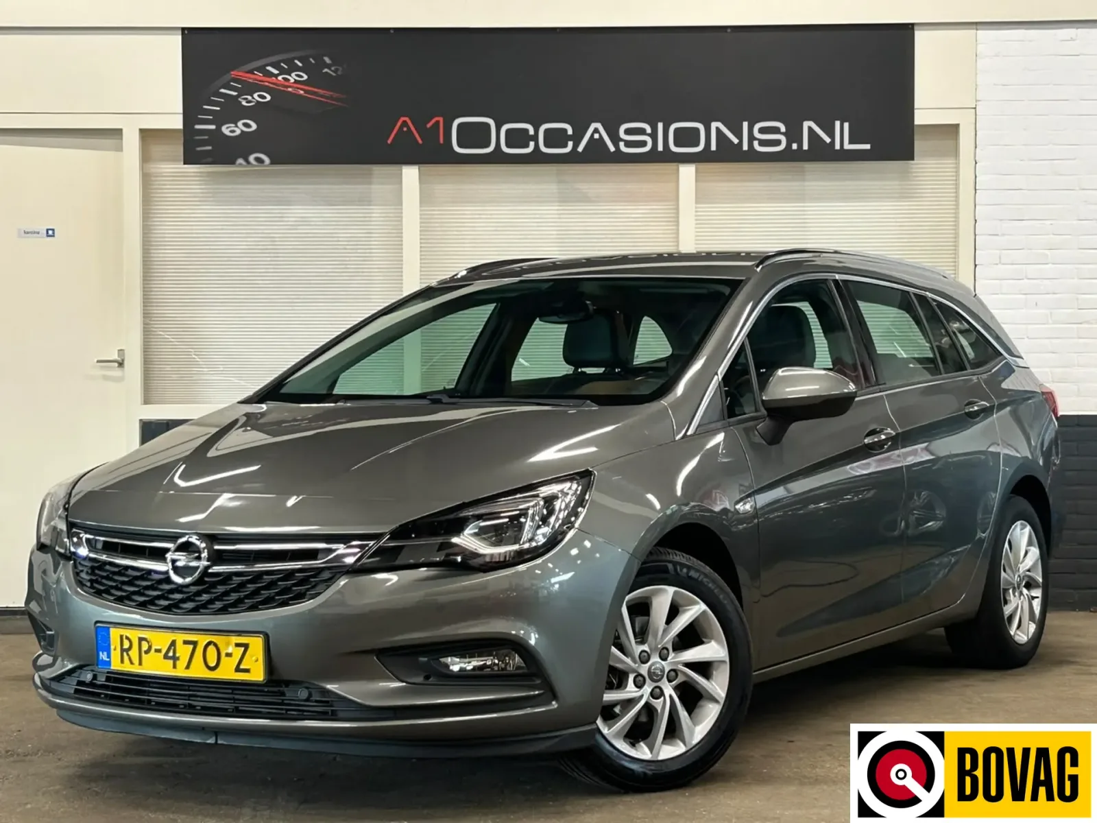 Opel Astra (2018) — foto 1