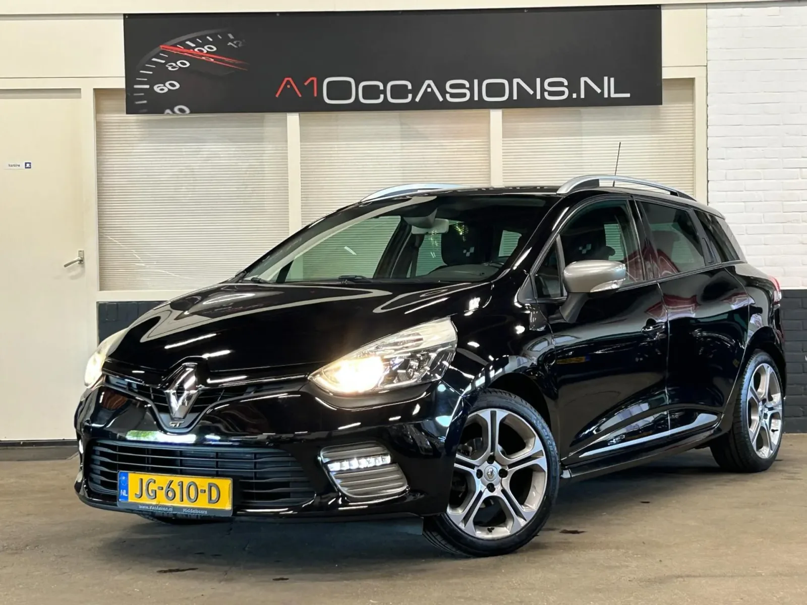 Renault Clio (2016) — foto 1
