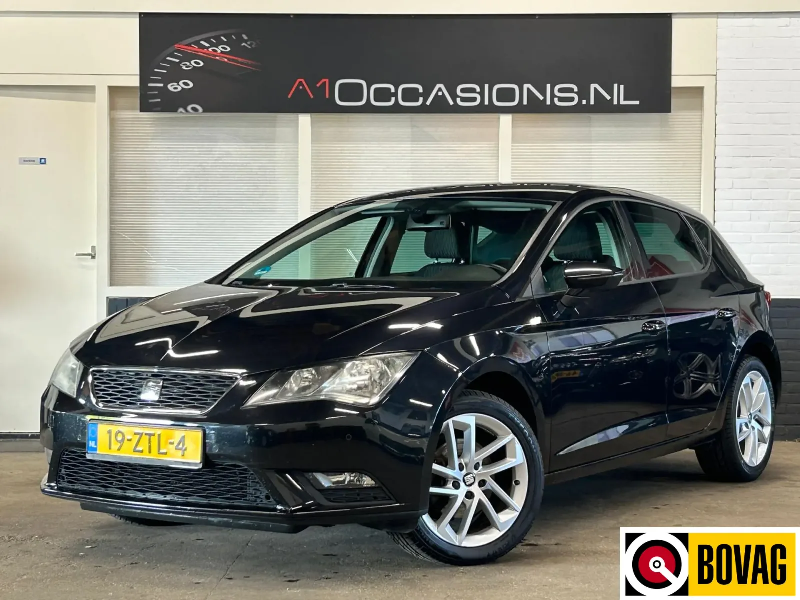 SEAT Leon (2013) — foto 1