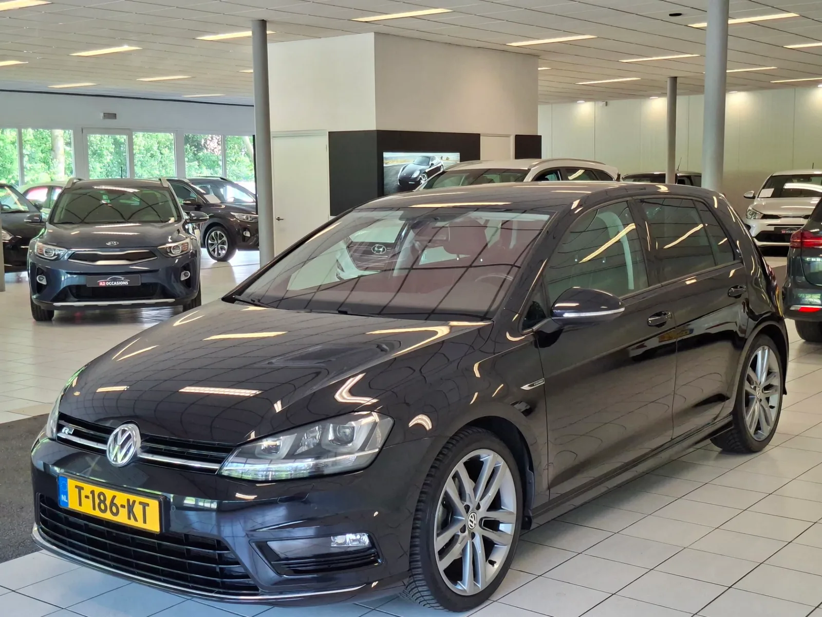 Volkswagen Golf (2015) — foto 1
