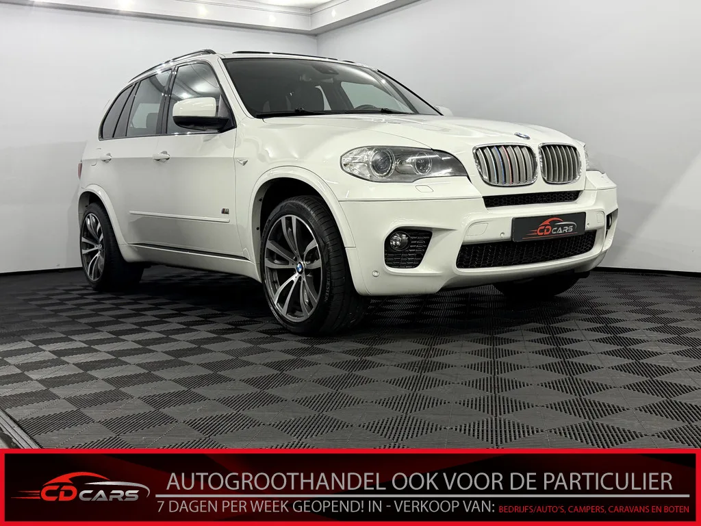 BMW X5 (2011) — foto 1